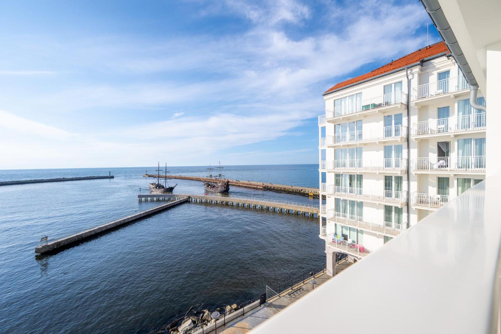 Sea Collection By Marina Royale Aparthotel Darlowo Exterior foto