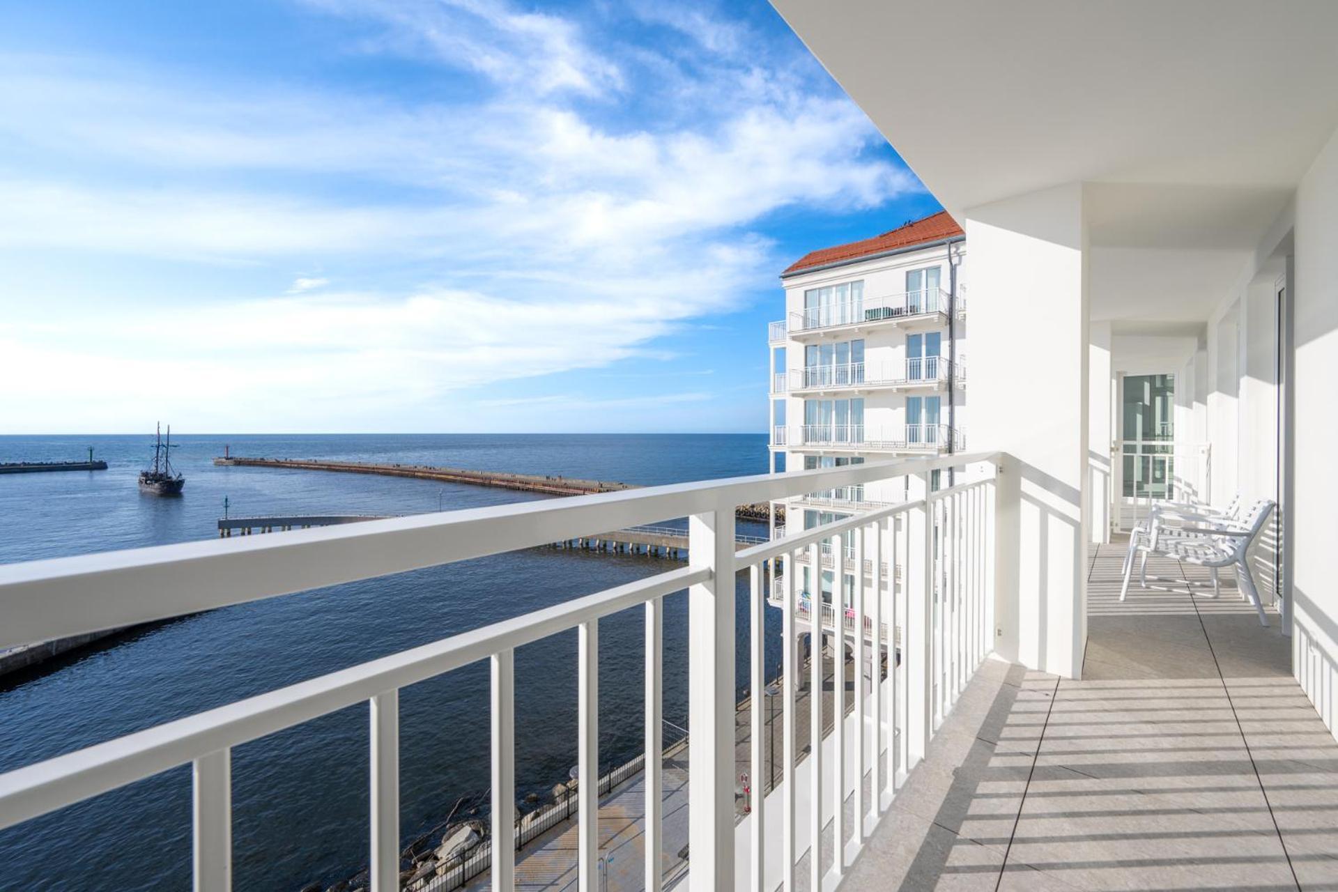 Sea Collection By Marina Royale Aparthotel Darlowo Exterior foto