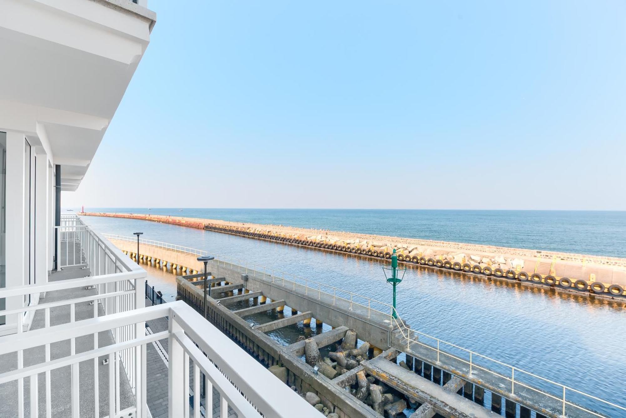 Sea Collection By Marina Royale Aparthotel Darlowo Exterior foto