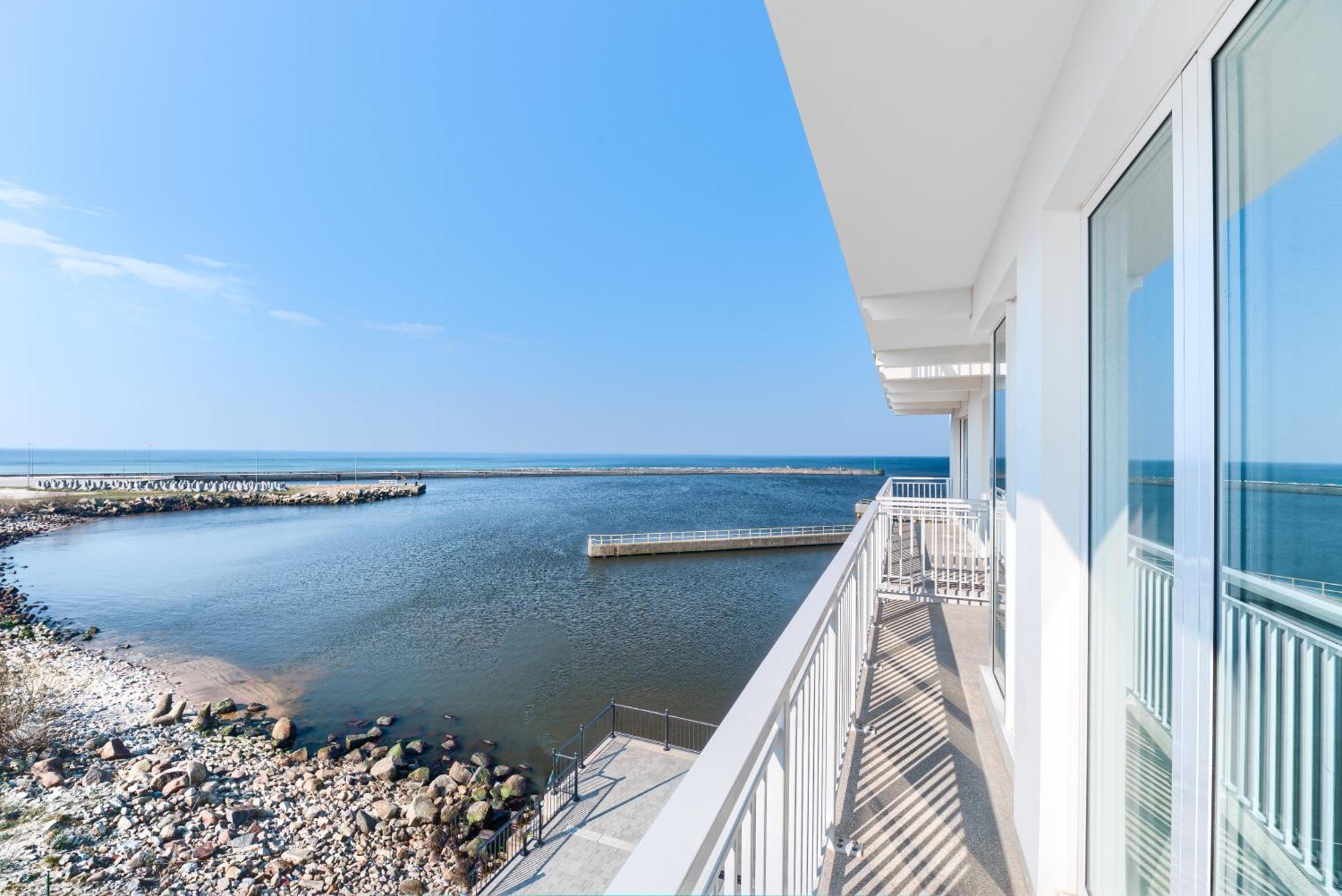 Sea Collection By Marina Royale Aparthotel Darlowo Exterior foto