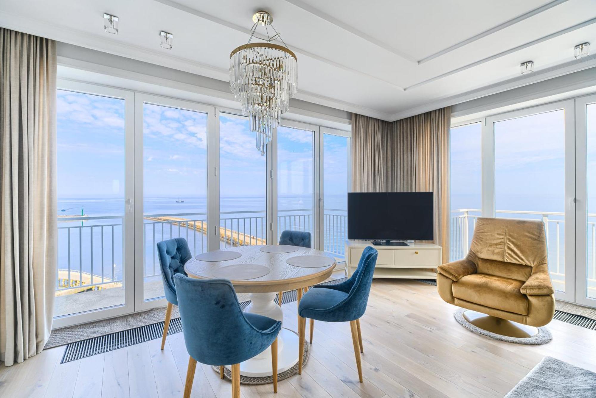 Sea Collection By Marina Royale Aparthotel Darlowo Exterior foto