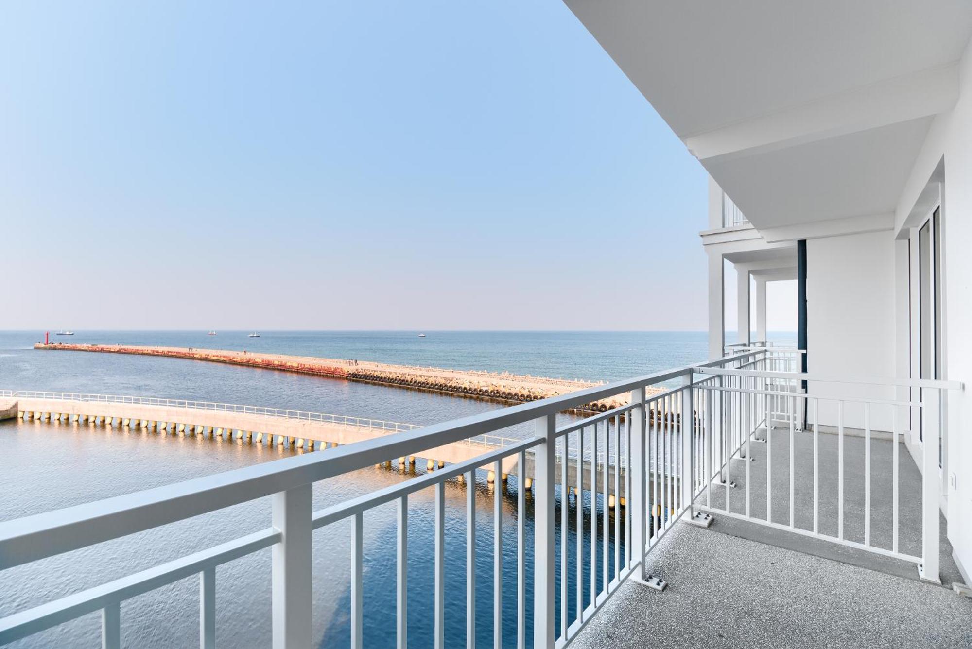 Sea Collection By Marina Royale Aparthotel Darlowo Exterior foto
